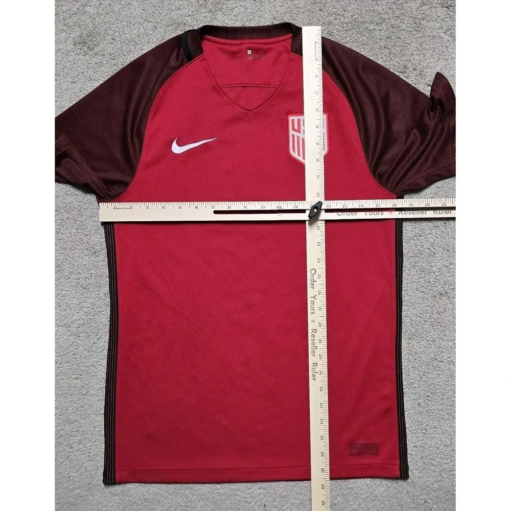 Nike pre owned